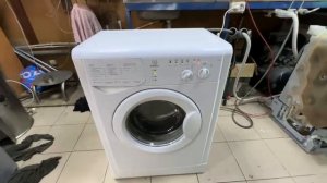 Стиральная машина Indesit 5 кг с гарантией