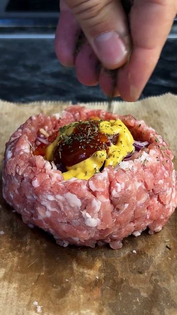 КОРЗИНКА ИЗ ФАРША С СЫРОМ И ОВОЩАМИ. #рецепт #еда #food смотреть онлайн