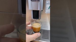 Кофемашина DELONGHI AUTENTICA (etam29.510), демонстрация работоспос