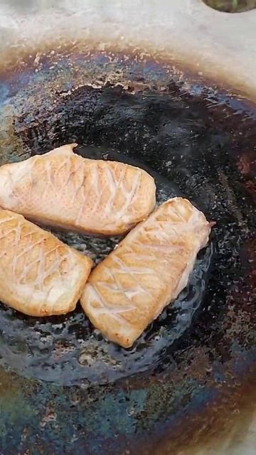 УТИНЫЕ ГРУДКИ ЖАРЕНЫЕ НА САДЖЕ!!! смотреть онлайн