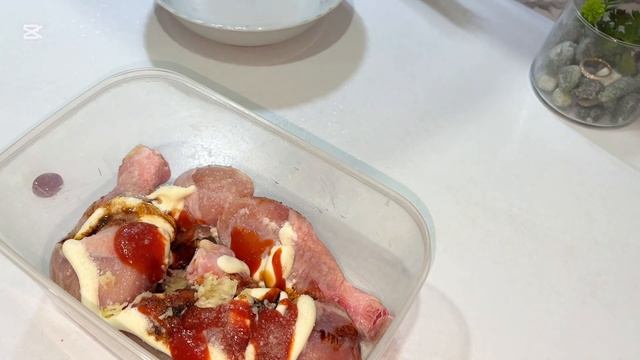 Картошка с куриными ножками в духовке😋Дольки өте оңа смотреть онлайн