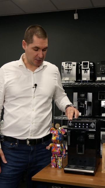 Кавомашина Delonghi Autentica black смотреть онлайн