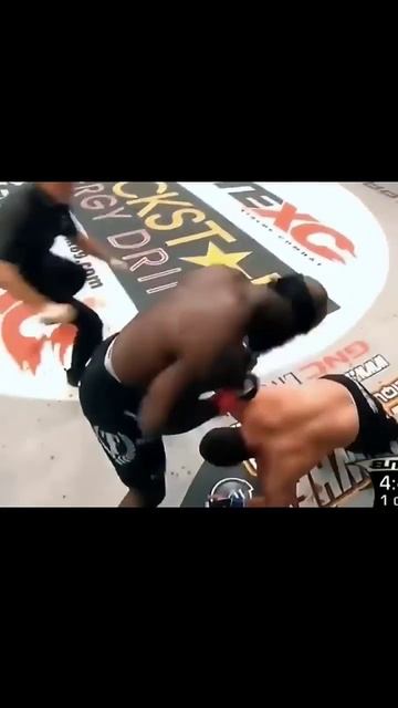 Король Уличных Боёв залетел в UFC #shorts #бой #ufc #боибезпра смотреть онлайн
