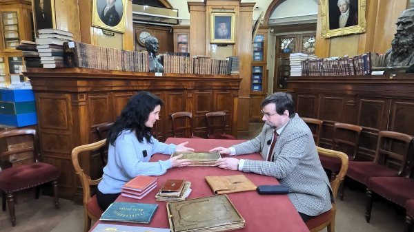 Рукописные альбомы в собрании РНБ