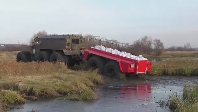 Снегоболотоход ХИЩНИК с прицепом - полная загрузка! смотреть онлайн