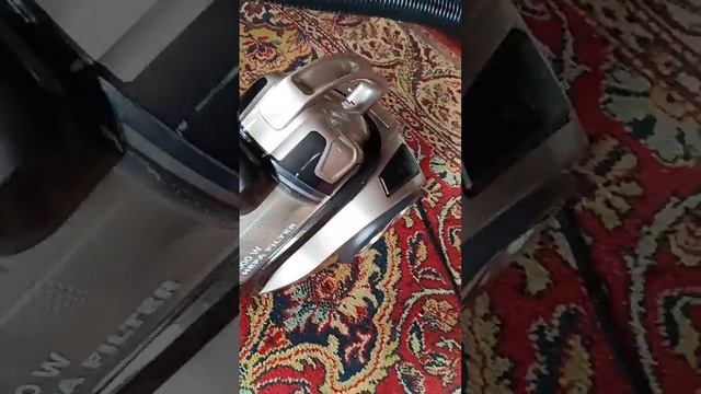 Пылесос Starwind SCV5625