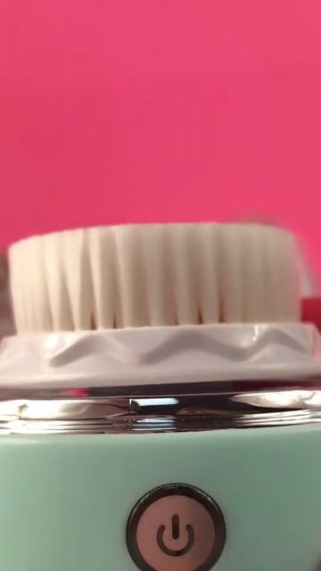 Щетка для чистки лица Bucos Oscillation Facial Cleansing Brush B1 с тремя ?