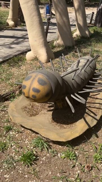 Динопарк в Евпатории. Интересная локация, но есть мерз смотреть онлайн