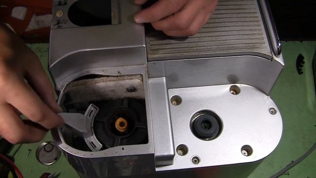 Кофемашина Saeko не бачить зерно смотреть онлайн