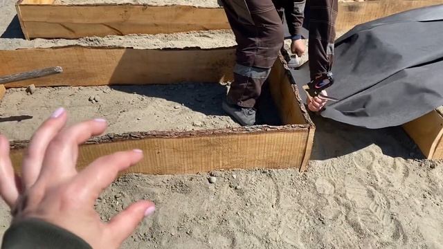 Переделали огород / наша весна: огород, прогулки, футбо смотреть онлайн