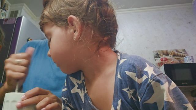 Готовим кекс в микроволновке / Получилось вкусно смотреть онлайн