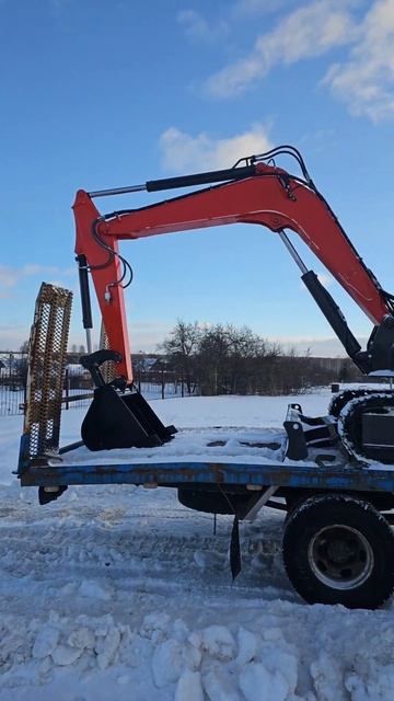 отгрузка техники Новая Миниэкскаватор вес 6 тон с дост смотреть онлайн