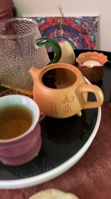 Чайная фигурка и подставка для крышечки Ceramötea ручная ?