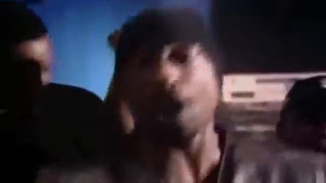 Vintage :Tupac Freestyle Rap Never Seen Before !! Тупак читает фристайл-рэп, которого раньше не был смотреть онлайн