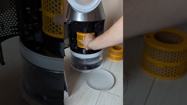 Замена фильтров в очистителе воздуха Dyson PH01 смотреть онлайн