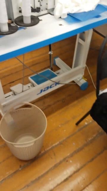 Швейное производство- пыльное дело😳