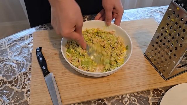 США. Бутерброд с авокадо и тунцом. Рецепт #8 смотреть онлайн