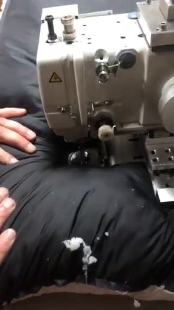 Компьютерная машина для пришивания (пикования) по кон?