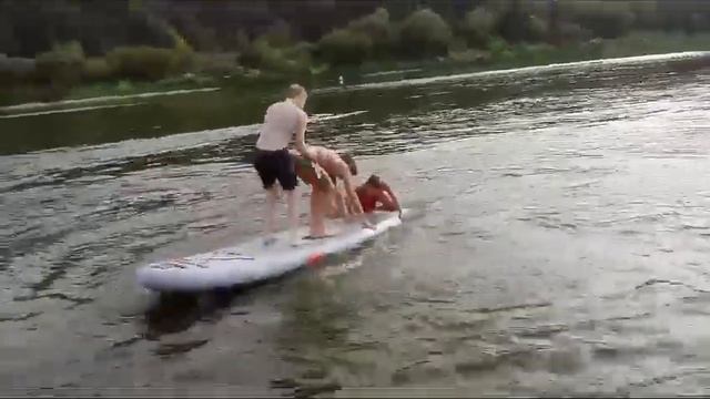 сапборд Rrd ( суммарный вес детей около 200кг)