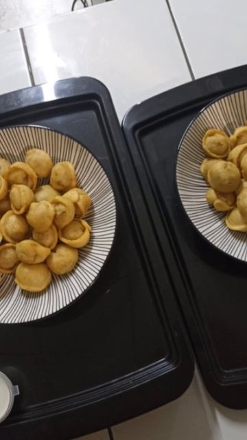 жареные пельмени 🥟 в нашем кафе! смотреть онлайн