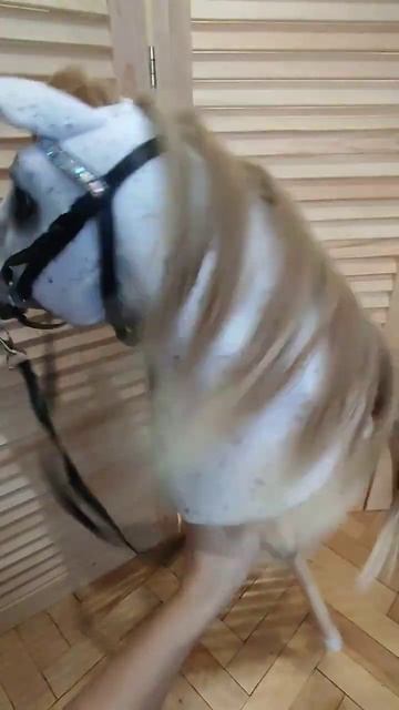 Хоббихорс реалистичный, вес 500гр, рот открывается, уши смотреть онлайн