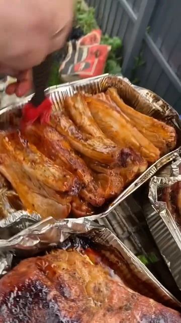 Ребра - барбекю 🍖🔥 #вкусно #еда #гриль #москва shortsvideo #s смотреть онлайн