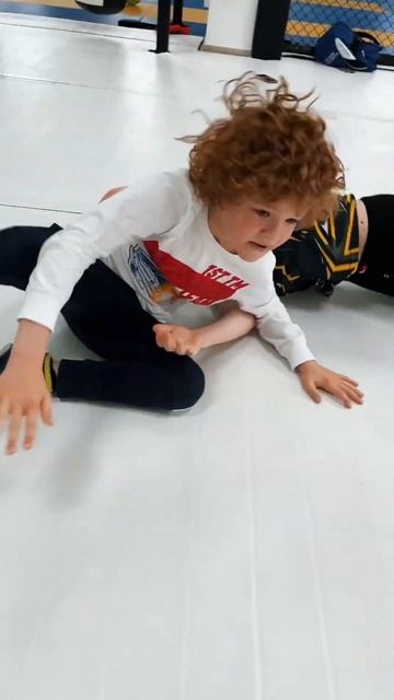 Когда взял билеты на самые дешёвые авиалинии... смотреть онлайн