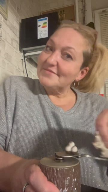 Ручная кофемолка смотреть онлайн