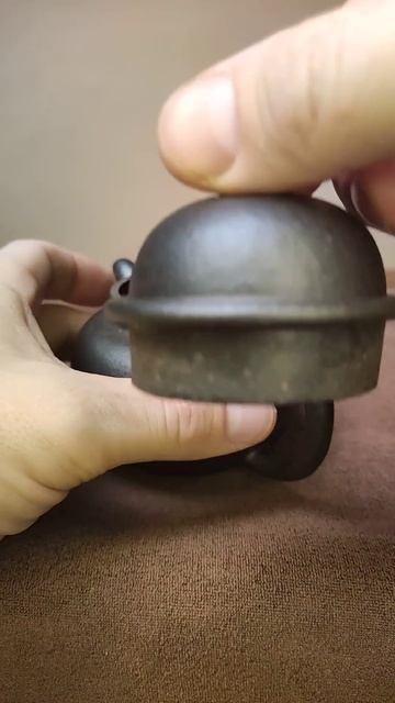 Исинский шарик из старой глины от мастера Си Ляна. Лао