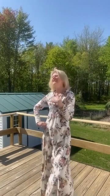 2611.так я в детстве пела песни:)my funny side. суббота.стоп хол смотреть онлайн