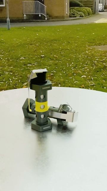 flashbangs render. Рендеринг этой сцены занял около 14 часов #cgi смотреть онлайн