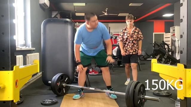 🔥ПРОВЕРКА СИЛОВЫХ МОИХ ДРУЗЕЙ | ЖИМ ЛЕЖА, ПРИСЕД, СТАН смотреть онлайн