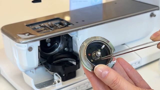 Чистка и смазка машины Bernina: пошаговая инструкция