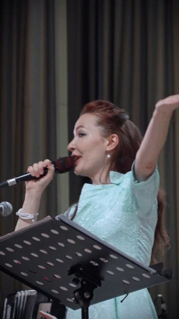 Хочешь на Луну да? | Стиляги из Москвы Cover band смотреть онлайн