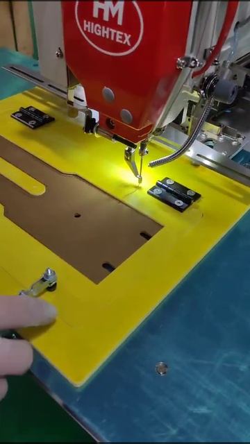 Мощная электронная швейная машина для пробивки отвер? смотреть онлайн