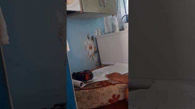 и пусть весь мир подождёт,когда у Лены голова занята д?