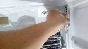 Холодильник Hotpoint Ariston ошибка a2