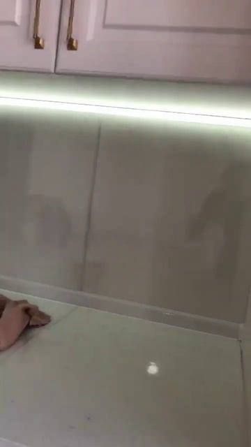 ПОДСВЕТКА КУХОННЫЙ ЗОНЫ #махачкала #электрик #каспийс? смотреть онлайн