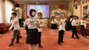 Парный танец "Катюша". Группа №9 "Ягодки"