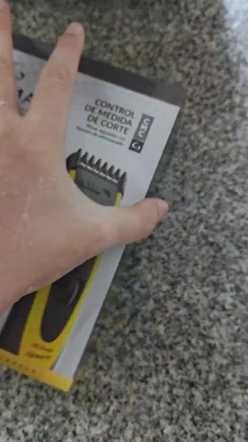 Argentina, Mar del Plata, cortapelos. Америка, Аргентина, Мар-дель-Плат? смотреть онлайн