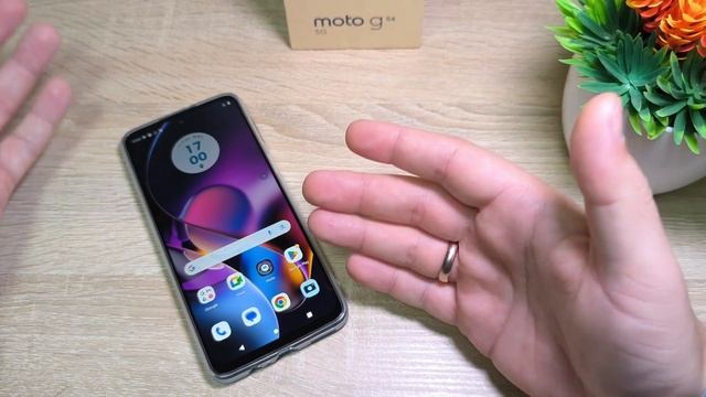 Обзор Motorola Moto G54 5G - рабочая лошадка! Все плюсы и минусы! смотреть онлайн
