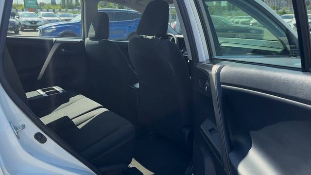 Toyota RAV4 IV (XA40), 2015