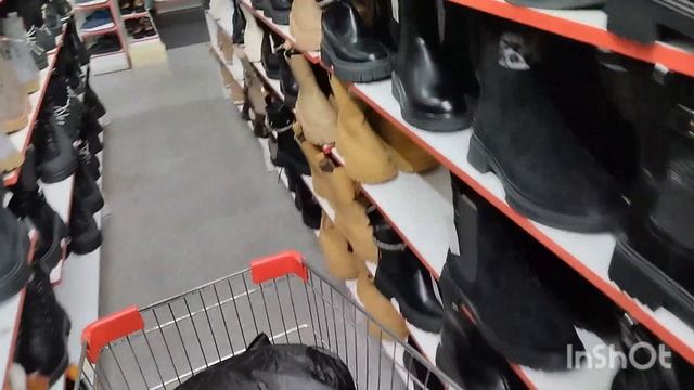 На кого теперь шьют обувь?🤷😢,ушла ни с чем 😱