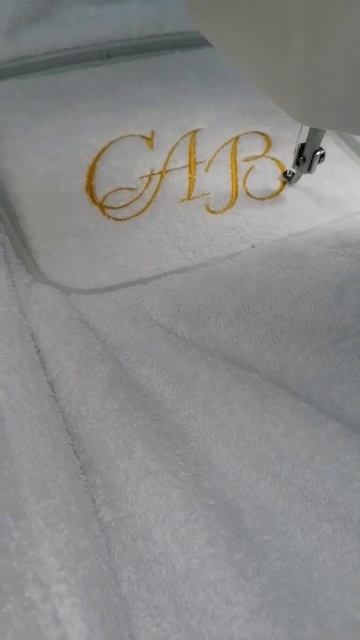 Вышивка на махре Janome Memory Craft 500 E.