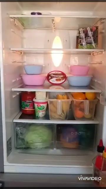 нашла время убраться.Подготовила холодильник к новым смотреть онлайн