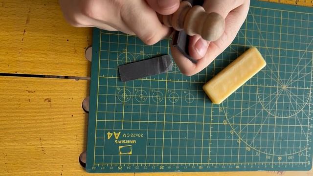 Обработка уреза натуральной кожи воском смотреть онлайн