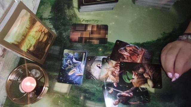 Таропрогноз на неделю с 19 по 25 августа. Для всех знаков смотреть онлайн