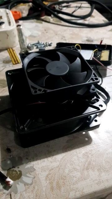 установка кулера на 220 и перенос родного смотреть онлайн