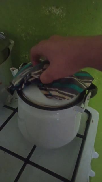 ммммм... пельмени в чайнике