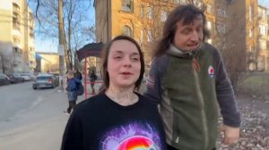 ПОМОГИТЕ! МАТЬ С РЕБЕНКОМ ОКАЗАЛИСЬ НА УЛИЦЕ! ЛАФА УМЫ?